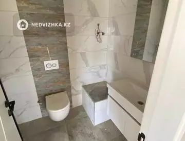 2-комнатная квартира, этаж 3 из 6, 56 м²
