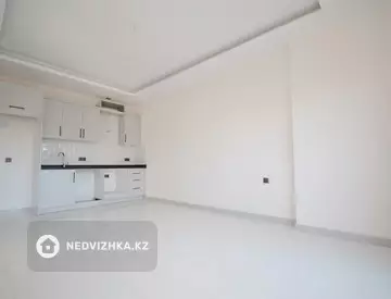 2-комнатная квартира, этаж 2 из 6, 50 м²