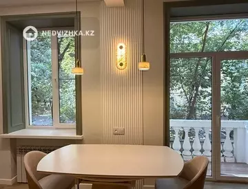 2-комнатная квартира, этаж 2 из 3, 52 м²