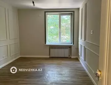 2-комнатная квартира, этаж 2 из 3, 52 м²