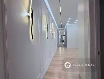 3-комнатная квартира, этаж 11 из 18, 87 м²
