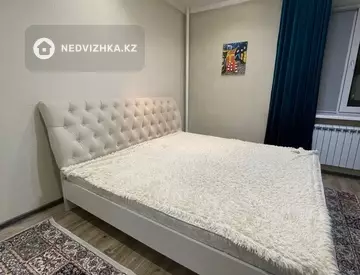 2-комнатная квартира, этаж 2 из 12, 64 м², На длительный срок