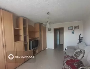 3-комнатная квартира, этаж 3 из 6, 58 м²