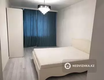 2-комнатная квартира, этаж 3 из 4, 56 м², На длительный срок