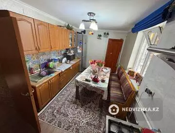 5-комнатная часть дома, 0.4 соток, 117 м²