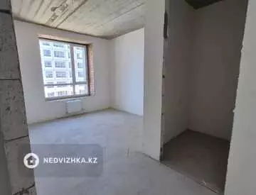 4-комнатная квартира, этаж 4 из 9, 119 м²