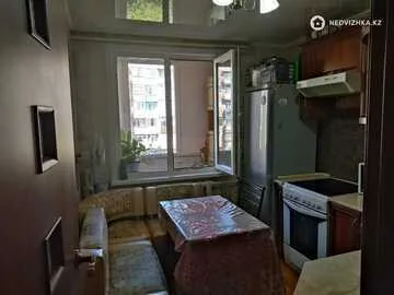 3-комнатная квартира, этаж 6 из 6, 62 м²